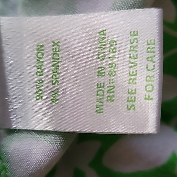 Lilly Pulitzer Adriel Buzzworthy Greeen Wrap Dress Sz XS Beachy Vacation Resort - Picture 9 of 11